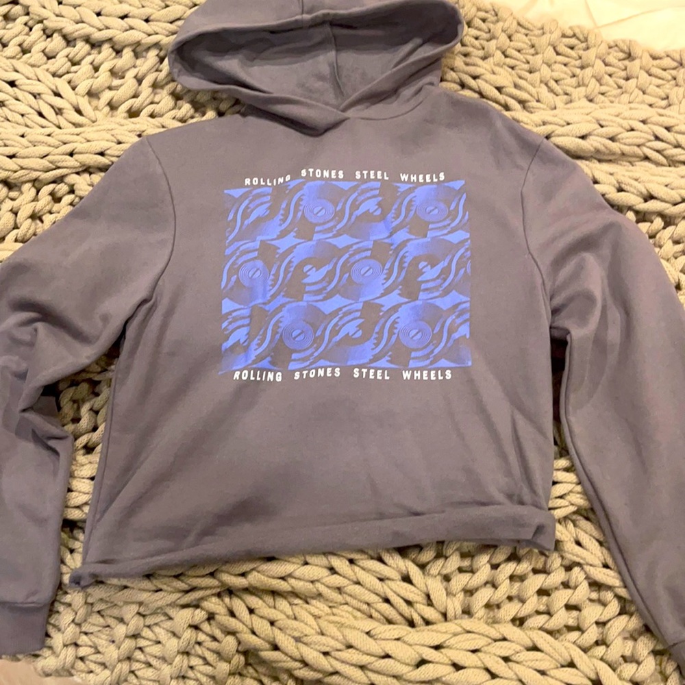 Crop graphic hoodie